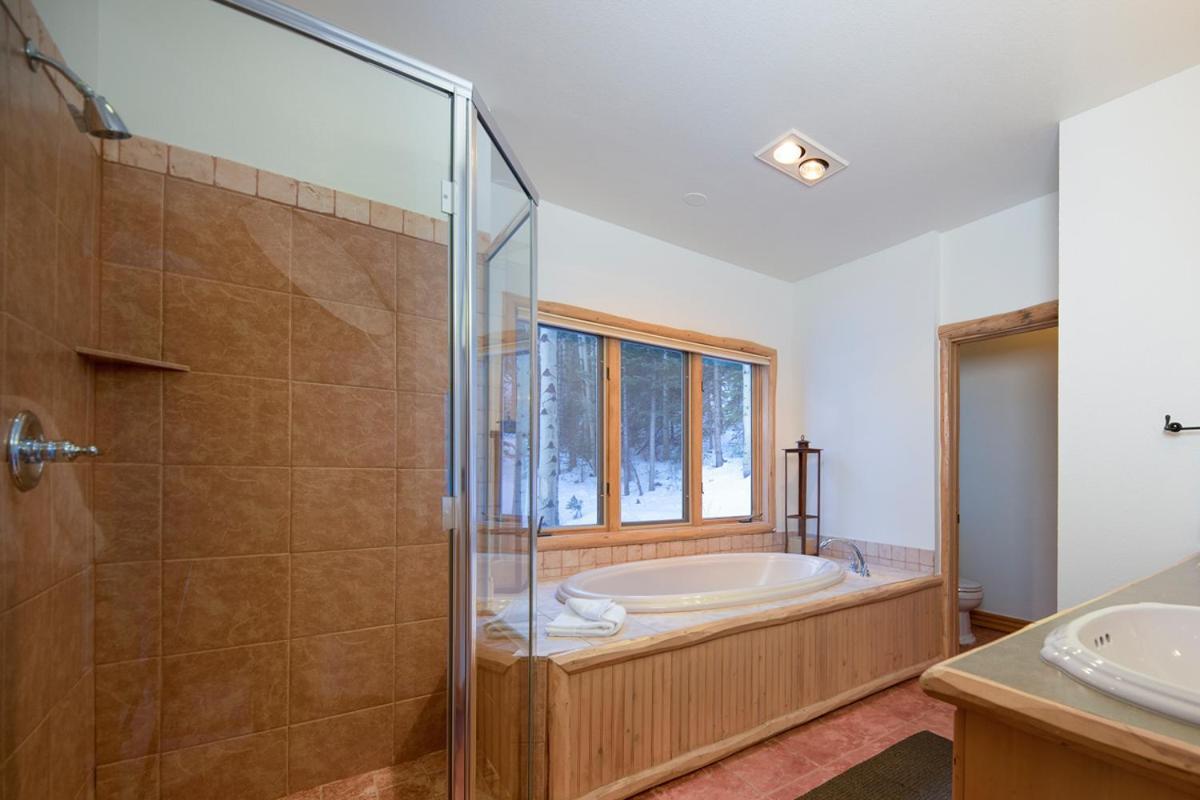 Aspen Meadow Lodge เบรกเคนริดจ์ ภายนอก รูปภาพ